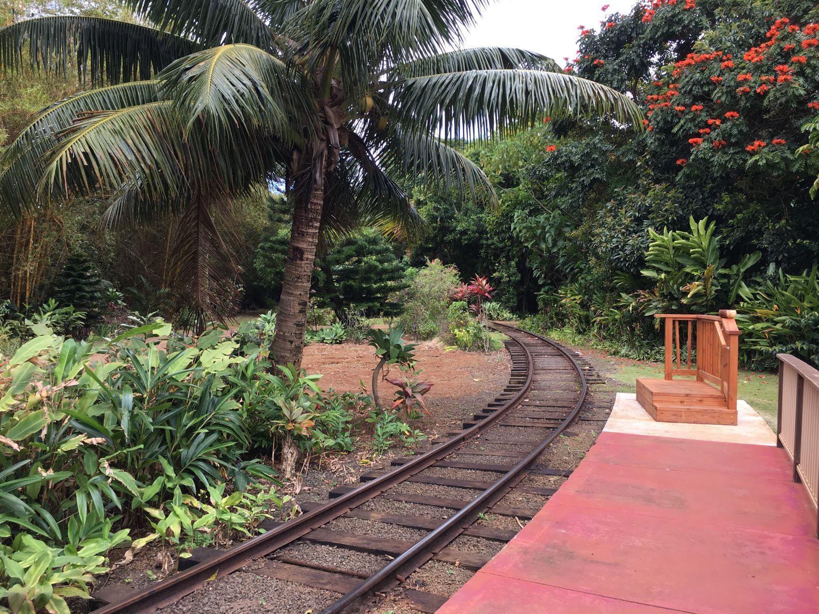 kauai plantation train platform